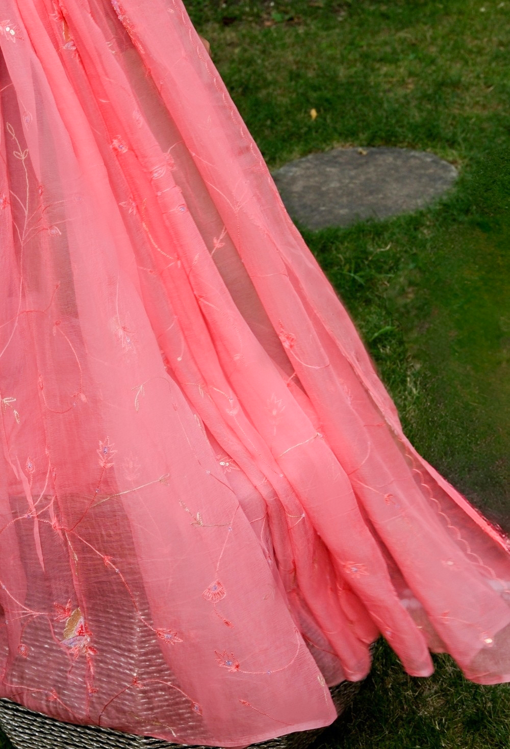 Chiffon Saree with Elegant Embroidery & Light Jaal Work - Image 3